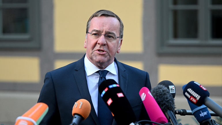 Μπ. Πιστόριους: Τα 100 δις ευρώ δεν είναι αρκετά για το ταμείο άμυνας της Γερμανίας