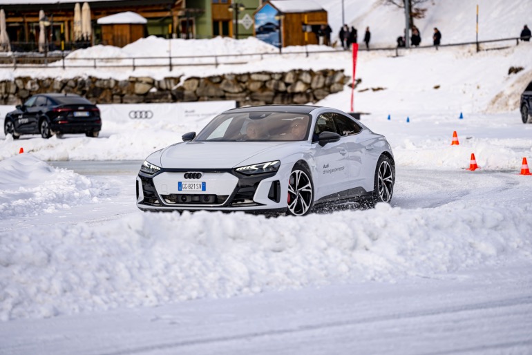 Audi Experience με οδήγηση στον πάγο ήταν στο μενού της εκδήλωσης