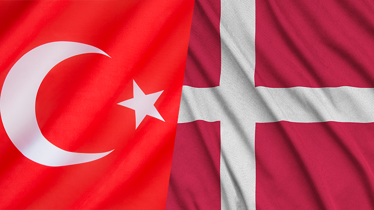 To τουρκικό ΥΠΕΞ κάλεσε τον Δανό πρεσβευτή στην Άγκυρα λόγω της αντιτουρκικής διαδήλωσης στην Κοπεγχάγη