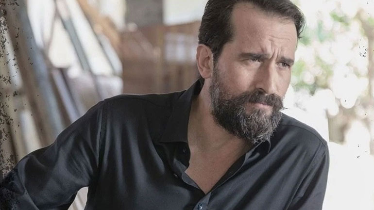  Τάσος Νούσιας