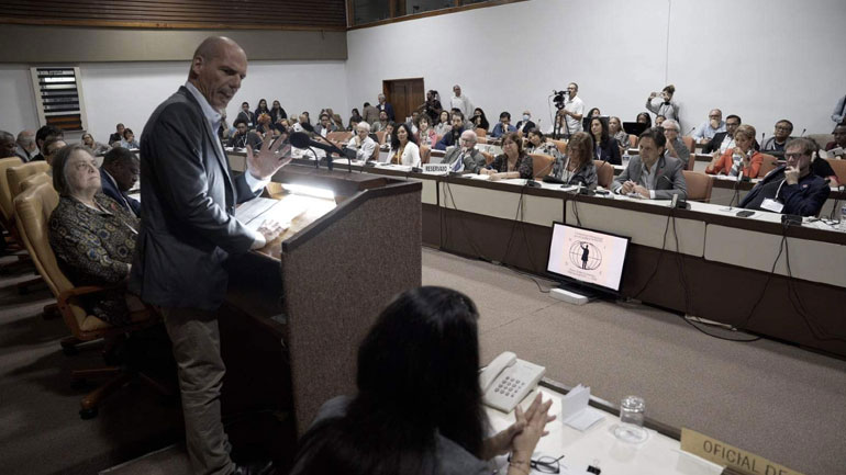Βαρουφάκης από Κούβα: Να συντρίψουμε την ισχύουσα, καταστροφικά εκμεταλλευτική, ιμπεριαλιστική, διεθνή οικονομική τάξη