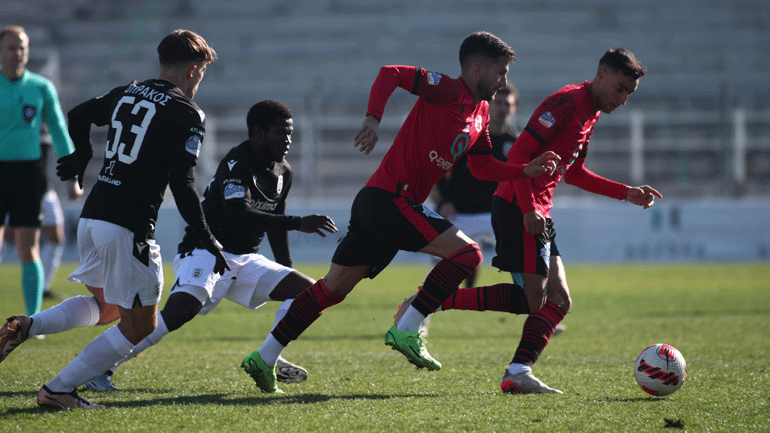 Super League 2: Ένατη σερί νίκη ο Πανσερραϊκός, 1-0 τον ΠΑΟΚ Β΄ στις καθυστερήσεις