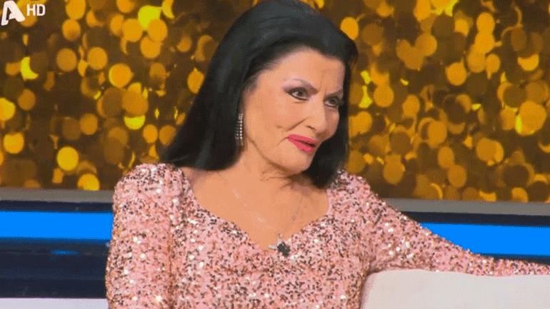 Ζωζώ Σαπουντζάκη: «Ο Ωνάσης με χόρευε και μου μιλούσε συνέχεια για την Μαρία Κάλλας»