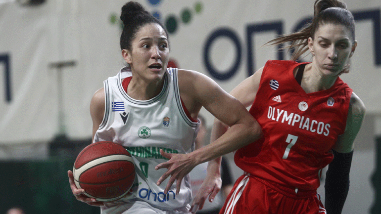 Μπάσκετ Γυναικών: Ο Παναθηναϊκός πήρε το ντέρμπι, ο Ολυμπιακός κράτησε τη διαφορά