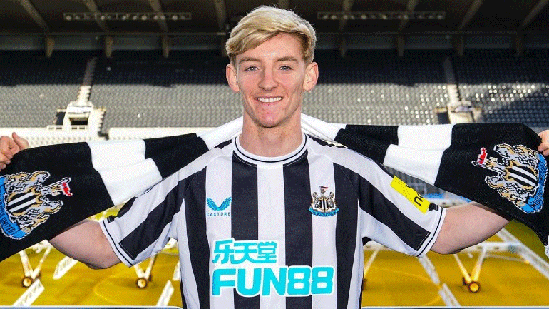 Αγγλία: Η Νιούκαστλ αγόρασε τον Άντονι Γκόρντον