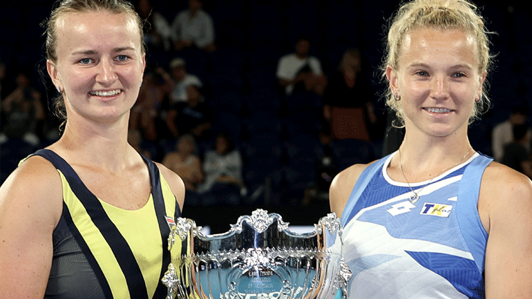 Australian Open: Κρεϊτσίκοβα και Σινιάκοβα παρέμειναν στον «θρόνο» τους