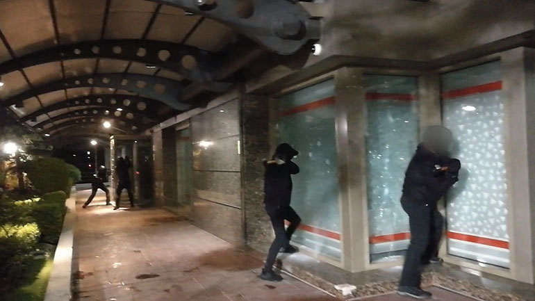 Επίθεση του Ρουβίκωνα σε εισπρακτική εταιρεία