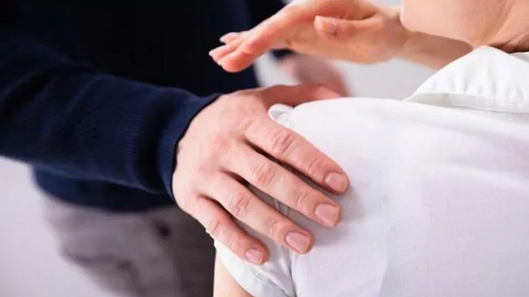 Υπόθεση σεξουαλικής παρενόχλησης μαθήτριας στην Πάτρα: Κλήση των εμπλεκόμενων από τη Δευτεροβάθμια