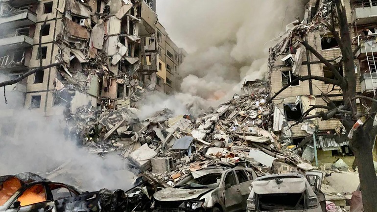 Πόλεμος στην Ουκρανία: Τέσσερις νεκροί σε βομβαρδισμούς στη Χερσώνα και στο Χάρκοβο