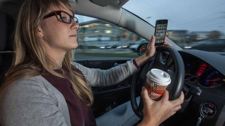 Θα σωθούν οι μοτοσυκλετιστές από αυτούς που μιλούν στο κινητό;