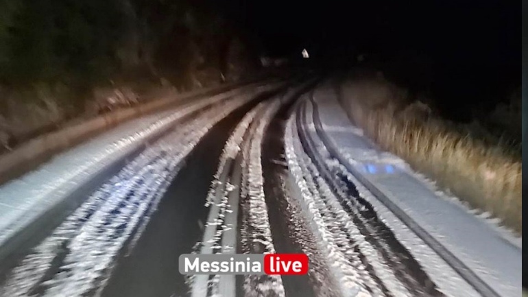 Το’ στρωσε με χαλάζι στο Προσήλιο Δυτικής Μάνης!