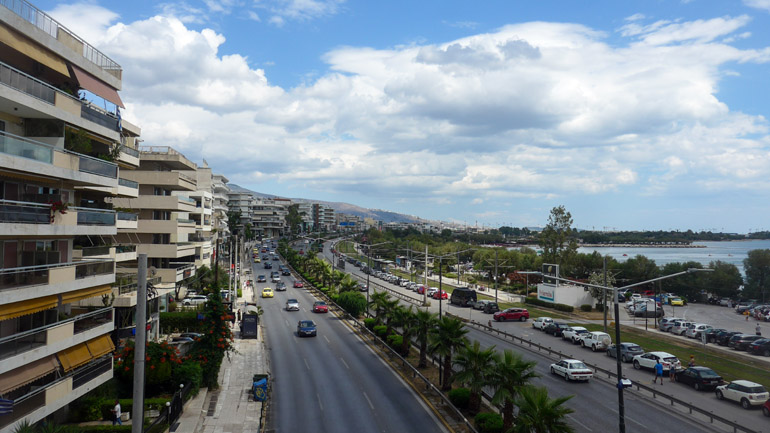 Μποτιλιάρισμα στη λεωφόρο Ποσειδώνος λόγω καραμπόλας