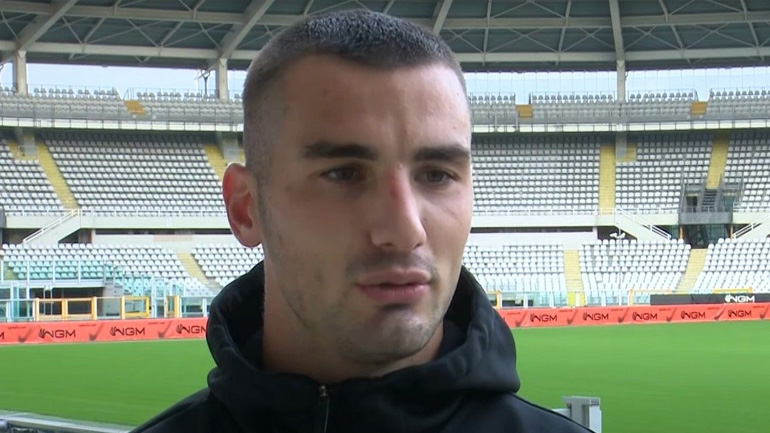 O ΠΑΟΚ προσπαθεί να ντύσει στα «ασπρόμαυρα» τον Μπονατσόλι