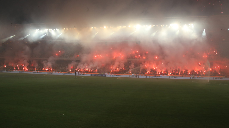 Ο Ολυμπιακός για τον πρώτο ημιτελικό Κυπέλλου με την ΑΕΚ: «Ακόμη και χαρτοπετσέτα να πέσει, φύγαμε»