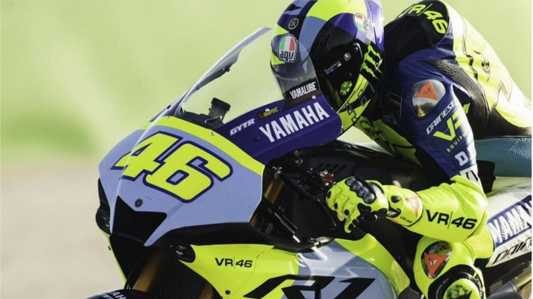 O Valentino Rossi προπονείται με την Ακαδημία VR46 στο Portimao