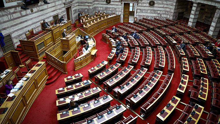 Βουλή: Πρώτη αποχή του ΣΥΡΙΖΑ από ψηφοφορίες σε κύρωση διεθνούς σύμβασης