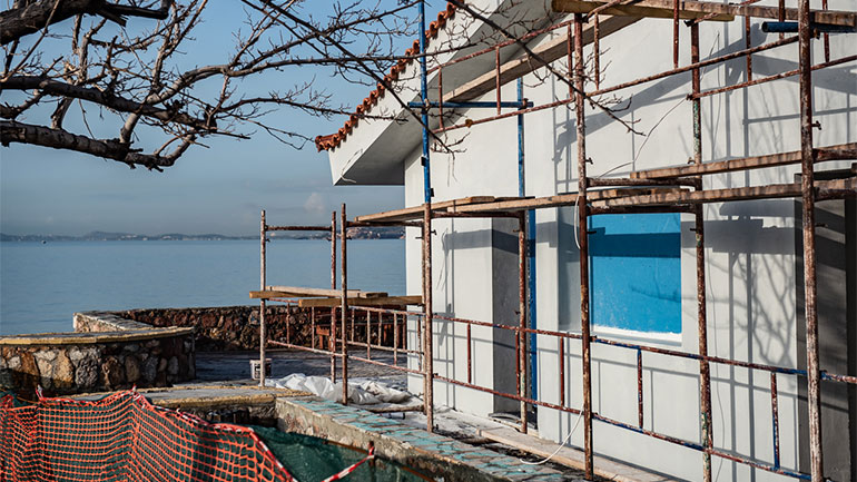 Ανακατασκευή του αναψυκτηρίου στο παραλιακό μέτωπο της Ελευσίνας