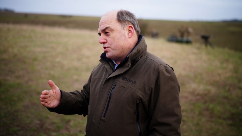 Βρετανία: Η αποστολή μαχητικών στην Ουκρανία δεν είναι η σωστή προσέγγιση «επί του παρόντος»