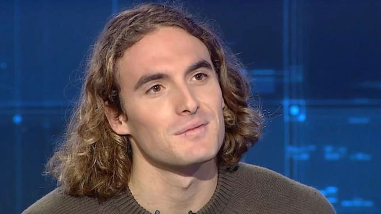 Στέφανος Τσιτσιπάς: Η σχέση με τον πατέρα του, οι viral ατάκες στα social media και το τέλος της φιλίας του με τον Νικ Κύργιο