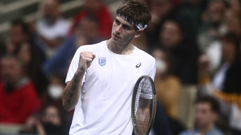 Davis Cup: Ο Θάνος έκανε το 2-0, μία νίκη μακριά από την Α` κατηγορία η εθνική τένις