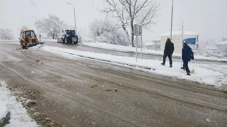 Σε πλήρη ανάπτυξη ο μηχανισμός αντιμετώπισης της κακοκαιρίας στη Στερεά Ελλάδα