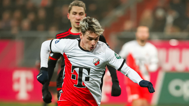 Σκόραρε για 3ο σερί ματς ο Δουβίκας – Είναι πρώτος σκόρερ στην Ολλανδία με 11 γκολ!