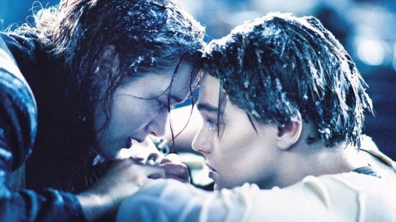 Ο Τζέιμς Κάμερον παραδέχεται ότι ο Τζακ θα μπορούσε να είχε επιζήσει στον Τιτανικό