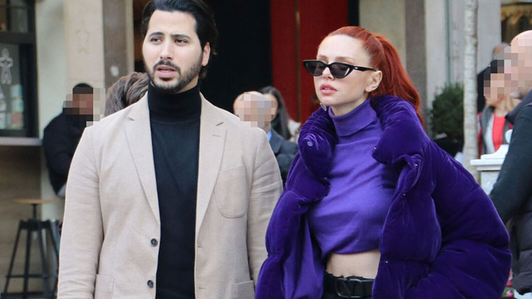 Έβελυν Καζαντζόγλου και Μοχάμεντ Αλί βόλτα χέρι-χέρι στο κέντρο της Αθήνας