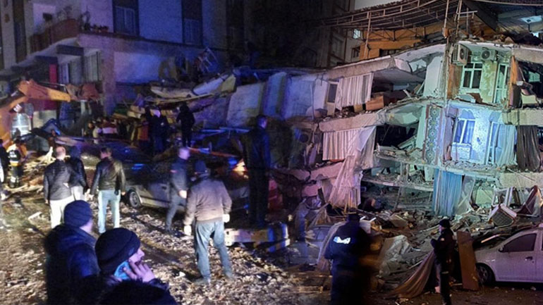 Ισχυρότατη σεισμική δόνηση 7,8 Ρίχτερ στην Τουρκία