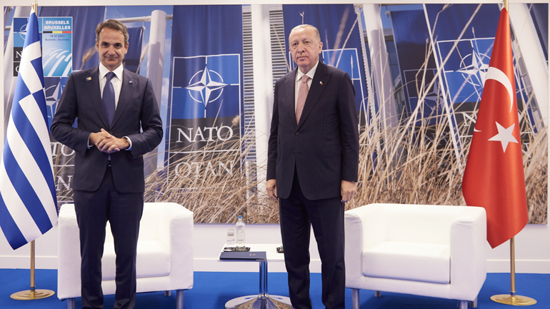 Τηλεφωνική επικοινωνία Μητσοτάκη-Ερντογάν: H Ελλάδα έτοιμη να συνδράμει άμεσα την Τουρκία