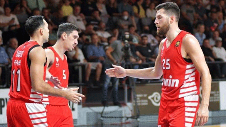 Ολυμπιακός: Ούτε στο Βερολίνο οι Σλούκας και Πίτερς