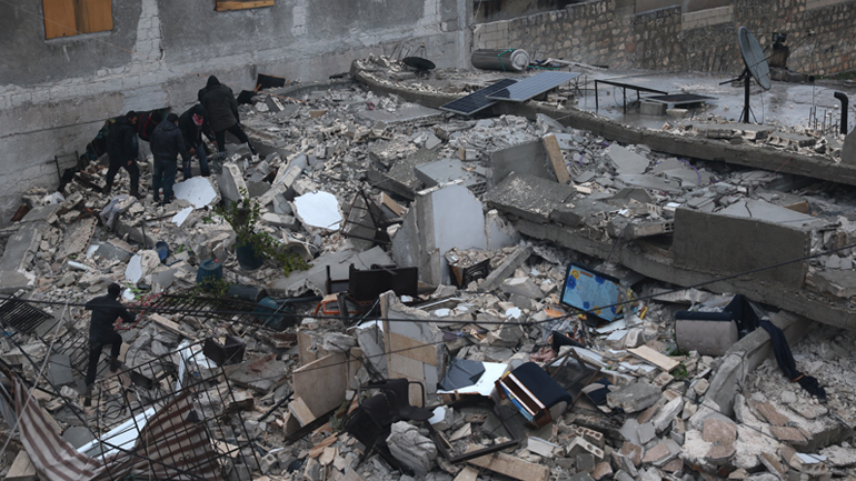 Ξεπέρασαν τους 3.800 οι νεκροί των σεισμών σε Τουρκία και Συρία