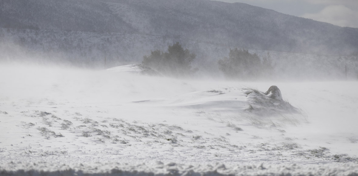 Χιονισμένο τοπίο στα Βίλια