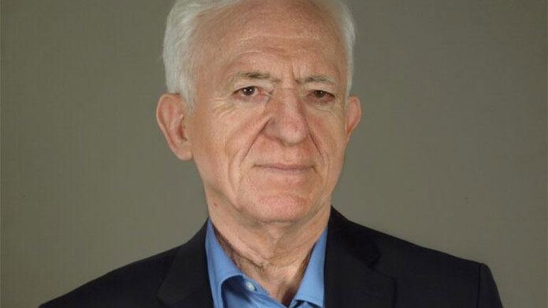 Ο Γιώργος Καραμπελιάς συνομιλεί με την Ειρήνη Σαρίογλου με θέμα: «Το Καστελόριζο, το ΙΔΙΣΜΕ και η ιστορία του Μικρασιατικού Ελληνισμού»