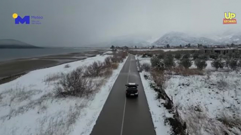 Χιονιάς Μπάρμπαρα: Τα χιόνια κάλυψαν την Στερεά Ελλάδα και έφτασαν μέχρι τα flamίngos