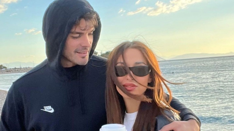 Αλμπέρτο Μποτία – Οι πρώτες φωτογραφίες από το μαιευτήριο μετά τη γέννα της Ελένης Φουρέιρα Αλμπέρτο Μποτία – Οι πρώτες φωτογραφίες από το μαιευτήριο μετά τη γέννα της Ελένης Φουρέιρα