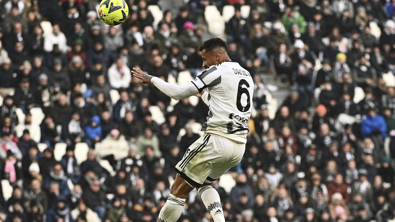 Ιταλία: «Πάρτι» της Γιουβέντους στο «Αρέκι», 3-0 τη Σαλερνιτάνα