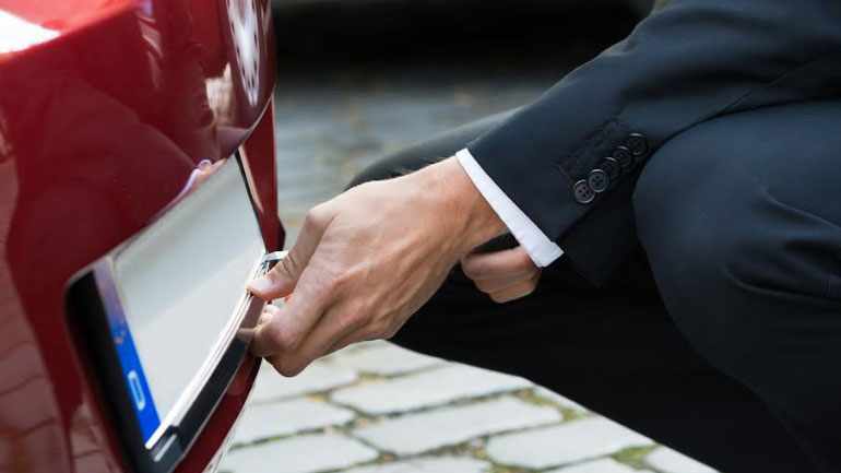 «Όποιος δεν ασφαλίζεται, σκοντάφτει.» Τι θα συμβεί αν οδηγείς χωρίς ασφάλεια;