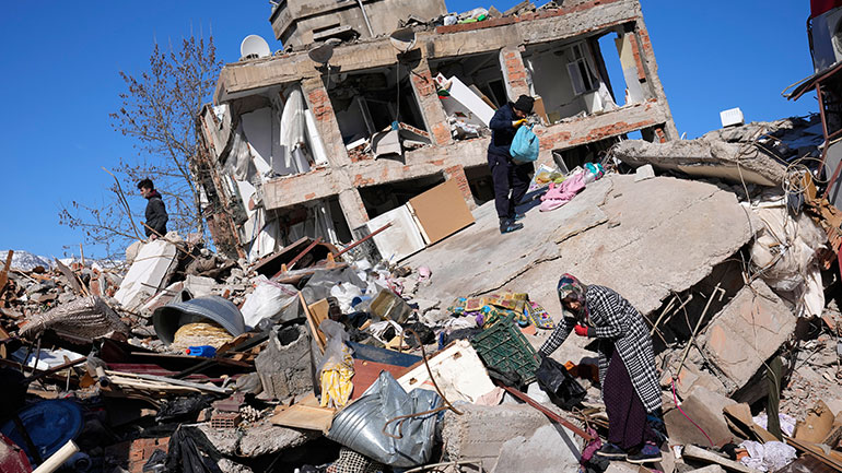 Συρία: 300.000 οι εκτοπισμένοι λόγω του σεισμού