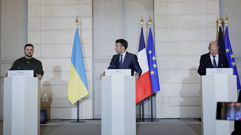 Μακρόν και Σολτς διαβεβαίωσαν τον Ζελένσκι πως θα συνεχίσουν να ενισχύουν την Ουκρανία