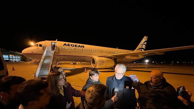 Τέσσερις πτήσεις μέχρι τώρα με ελληνική βοήθεια στην Τουρκία