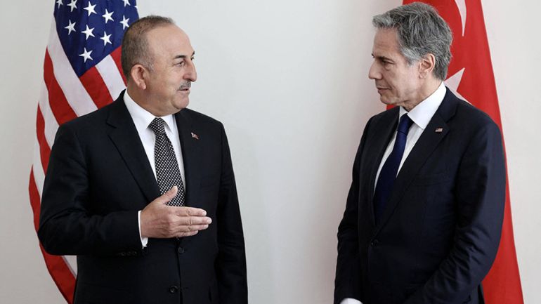 Νέα τηλεφωνική επικοινωνία των ΥΠΕΞ Μπλίνκεν και Τσαβούσογλου, για να αποτιμηθούν οι ανάγκες της Τουρκίας