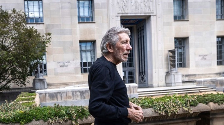 Ο Ρότζερ Γουότερς ηχογραφεί εκ νέου το «The Dark Side of the Moon»