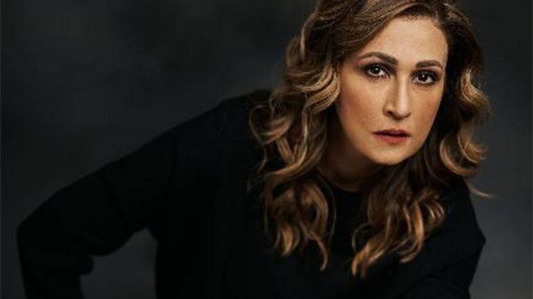 Η Ελένη Πέτα στο Caja de Musica