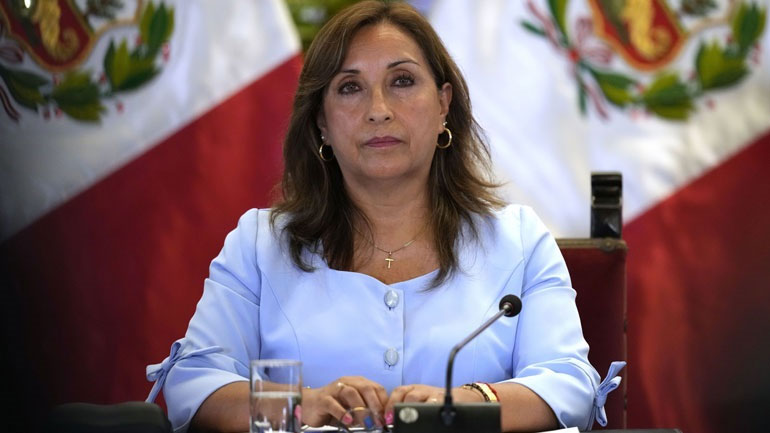 Περού: Η πρόεδρος Μπολουάρτε διαμηνύει πως θα συντρίψει τη «ναρκοτρομοκρατία»