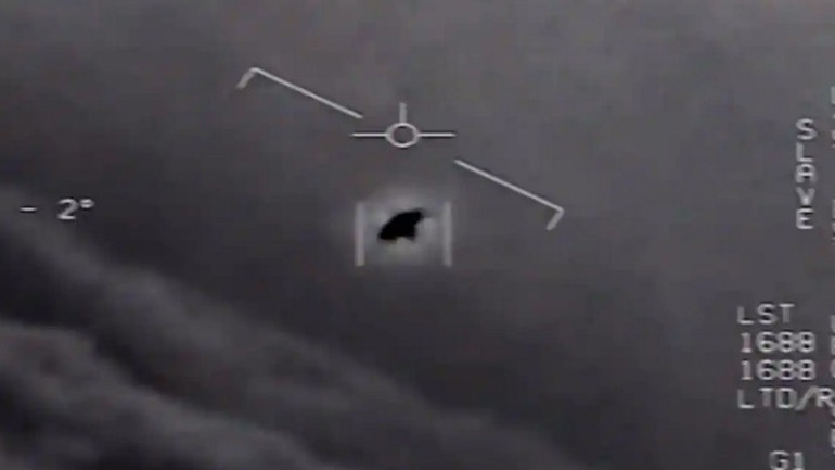 Αμερικανός στρατηγός δεν αποκλείει τα «άγνωστα ιπτάμενα αντικείμενα» να είναι UFO