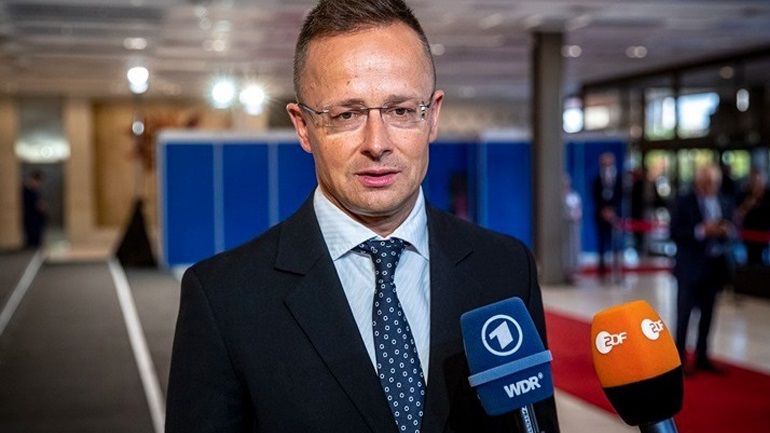 Ο Oύγγρος ΥΠΕΞ Σιγιάρτο επισκέπτεται σήμερα το Μινσκ εν μέσω διαμάχης σχετικά με τους Ολυμπιακούς Αγώνες Ο Oύγγρος ΥΠΕΞ Σιγιάρτο επισκέπτεται σήμερα το Μινσκ εν μέσω διαμάχης σχετικά με τους Ολυμπιακούς Αγώνες