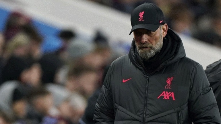 Στήριξη της διοίκησης των «ρεντς» και μεταγραφές στον Κλοπ, που μένει στο «Άνφιλντ»