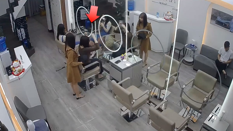 Ξεχασιάρα πελάτισσα