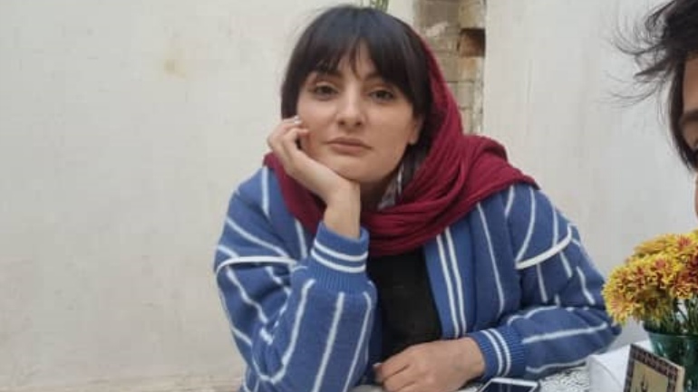 Ιράν: Ελεύθερη με περιοριστικούς όρους η δημοσιογράφος Ελνάζ Μοχαμαντί έπειτα από μια εβδομάδα